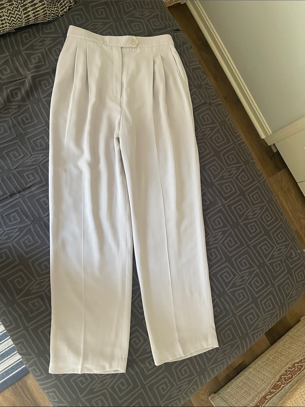 Alex NY HighWaist Light Tan  Pleated Straight Leg Trousers Size 10